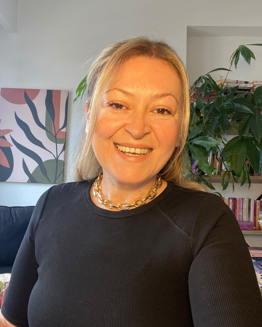 Ebru Feza Yeğengil